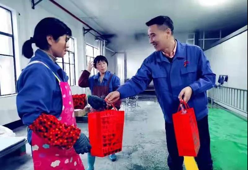 关爱员工-Ag亚洲集团